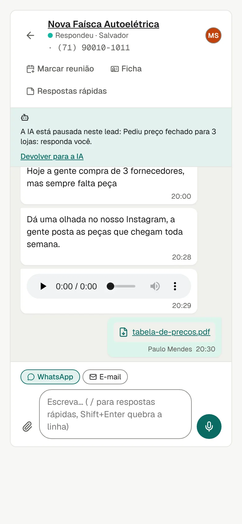 Conversa com o lead no celular